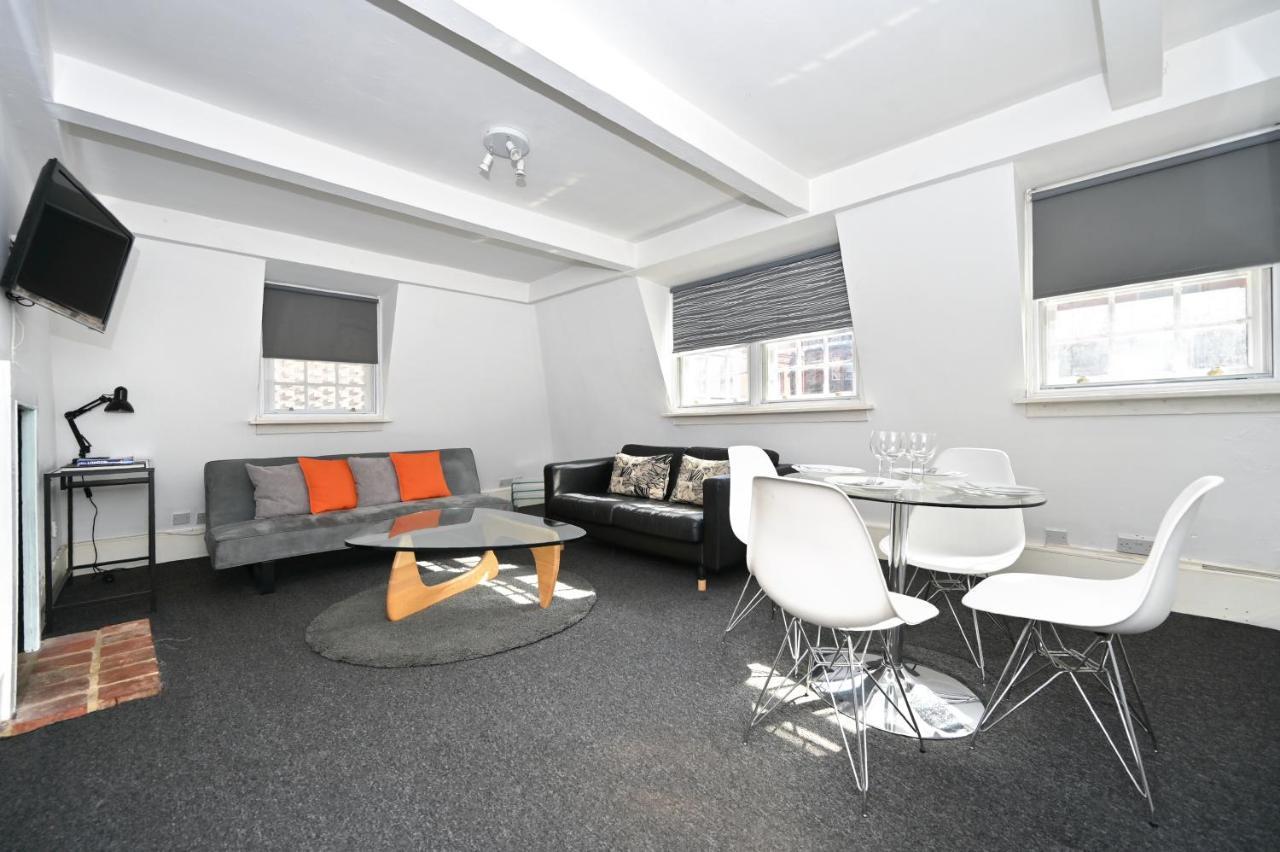 Soho, Piccadilly & Chinatown - Two Bedroom & Two Double Beds Apartment London Exterior photo